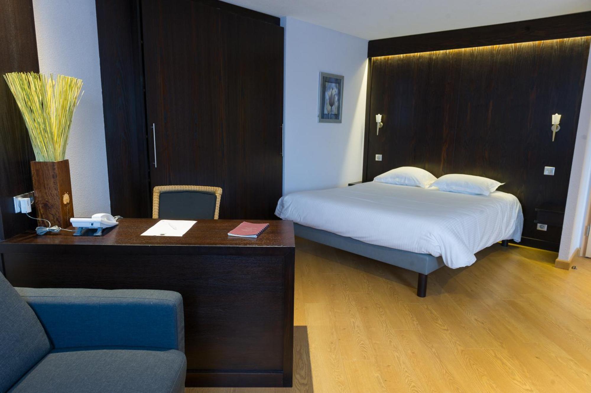 Hotel Logis - Restaurant Dudelange