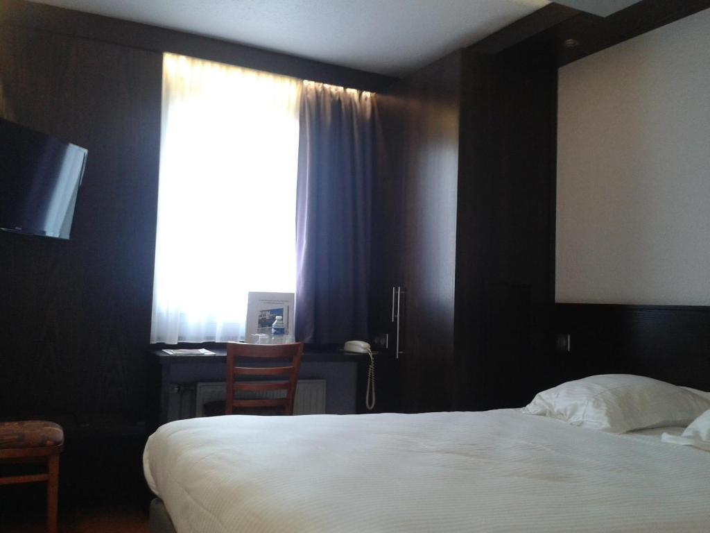 Hotel Logis - Restaurant 3*